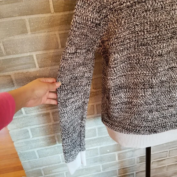 Peruna Sweater Color Black and Cream.!!. - Picture 10 of 15